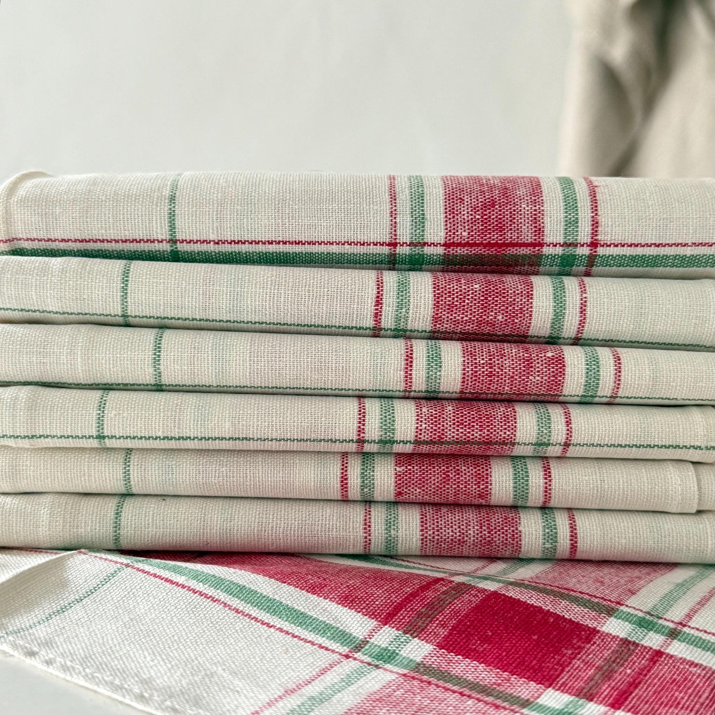 7 French Vintage CHOLET Linen Torchons / Napkins