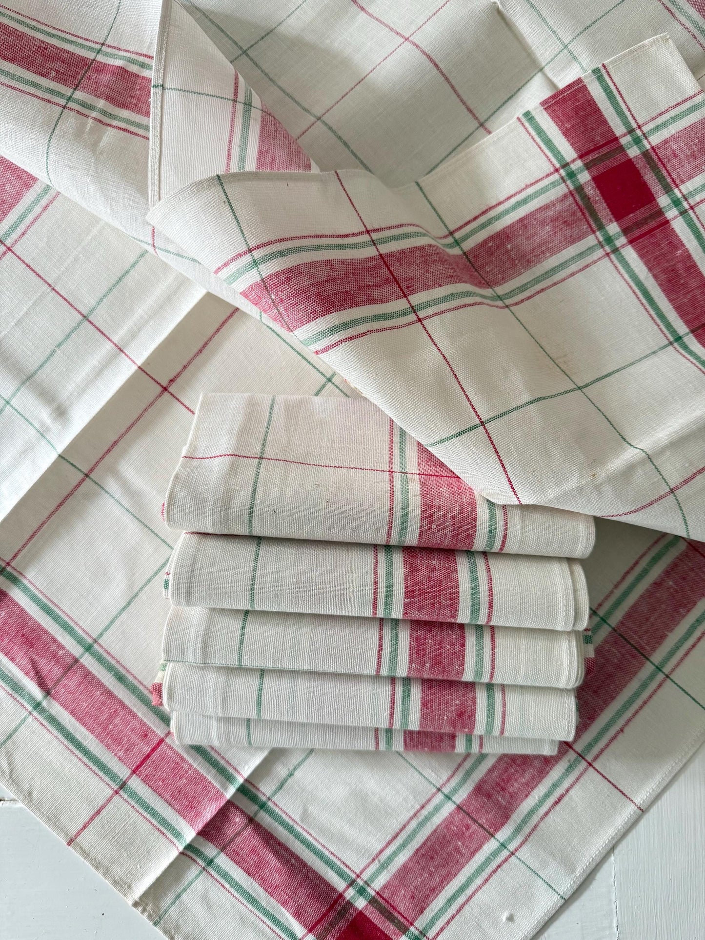 7 French Vintage CHOLET Linen Torchons / Napkins