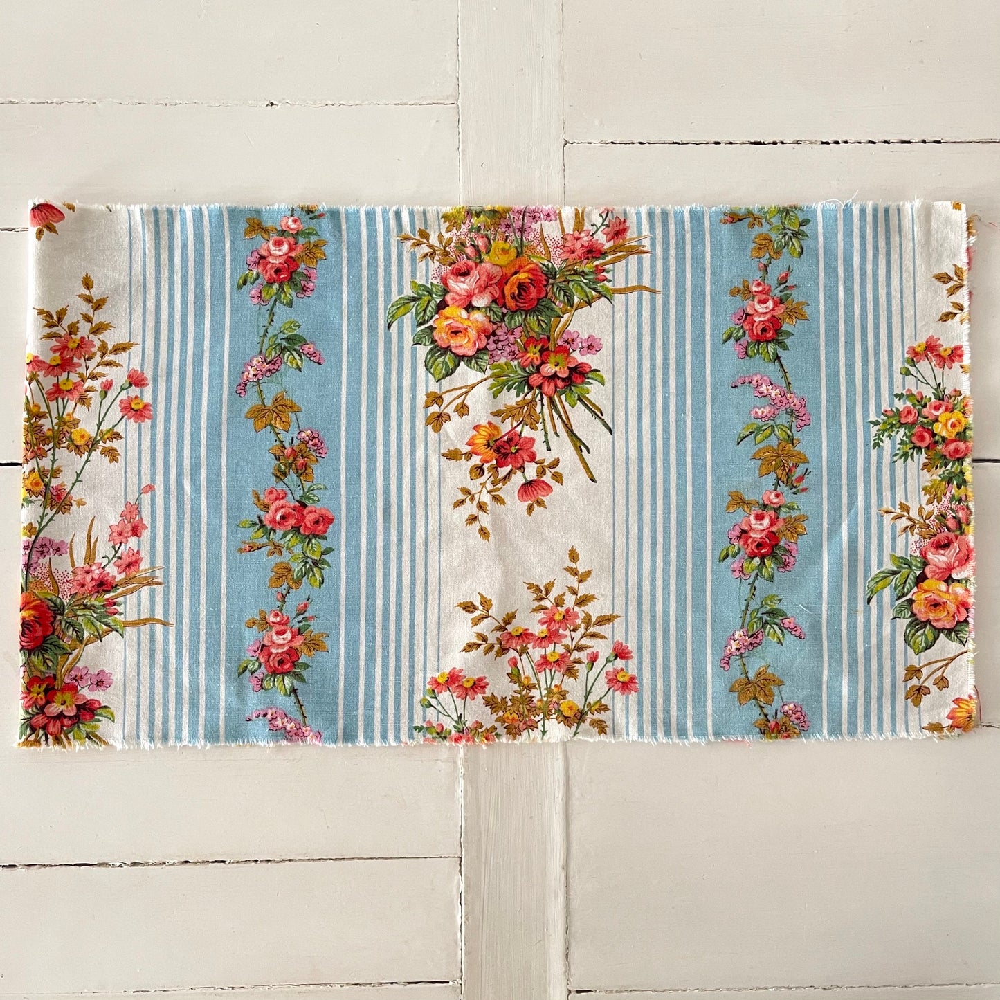 Pretty French Vintage Romanex de Boussac Morceau