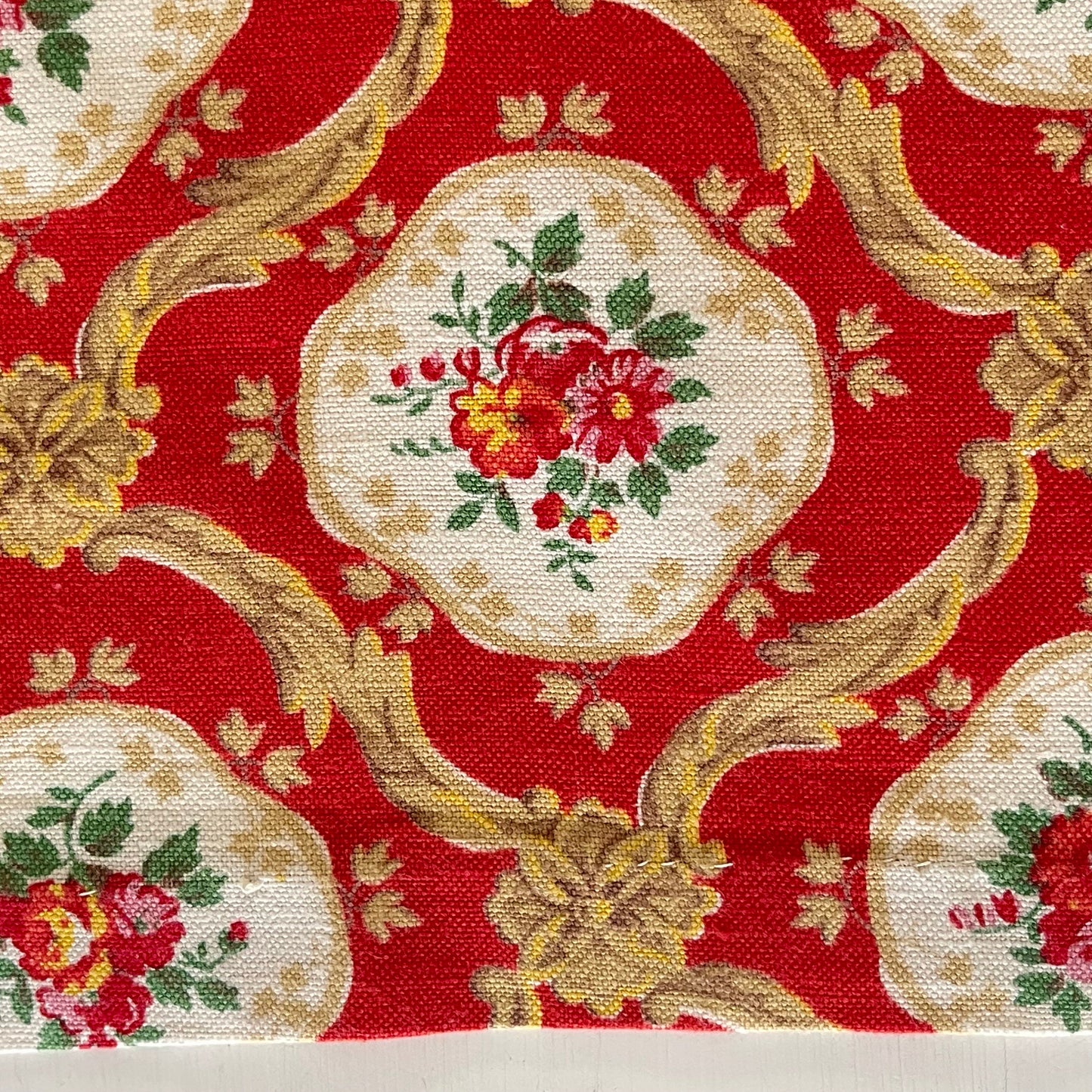 French Vintage Provençal Curtain with Curtain Rings